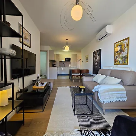 Apartment Luz Split, Private Parking Spot In The Garage *