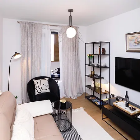 Luz Split, Private Parking Spot In The Garage شقة